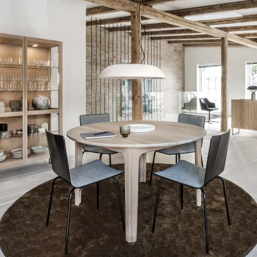 Skovby Sm112 extendable dining table