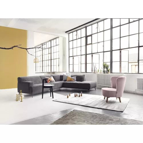 Carmen armchair, based on your needs!