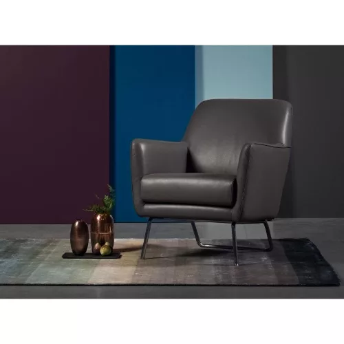 Lafayette armchair, based on your needs!