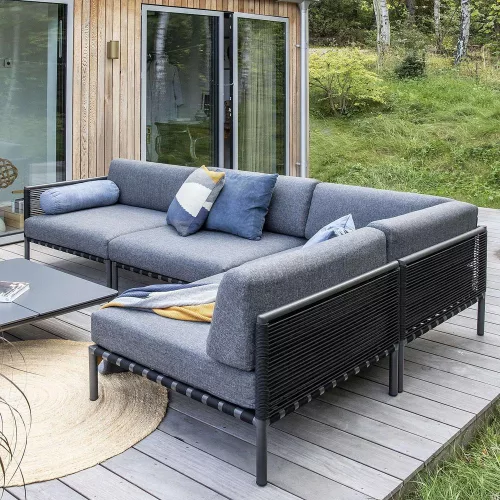 Horizon outdoor pouf