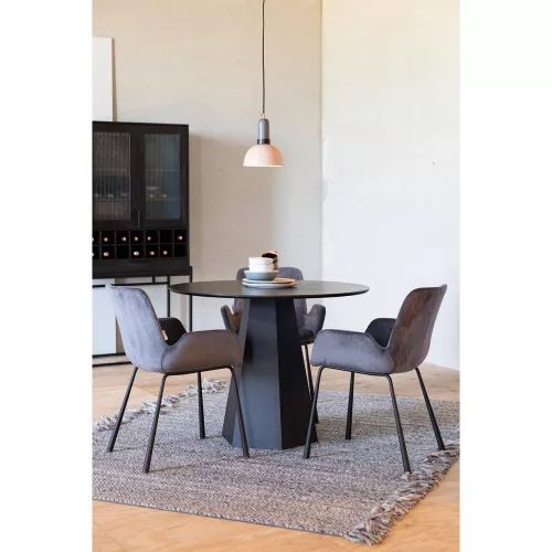 Pilar dining table