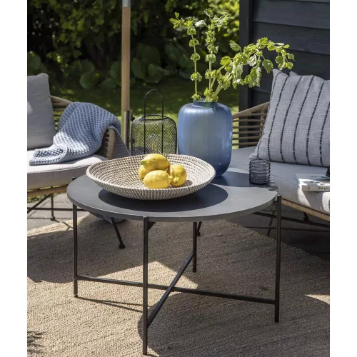 Avisa garden lounge table