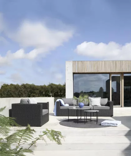 Avisa garden lounge table