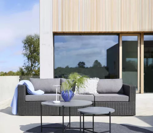 Avisa garden lounge table