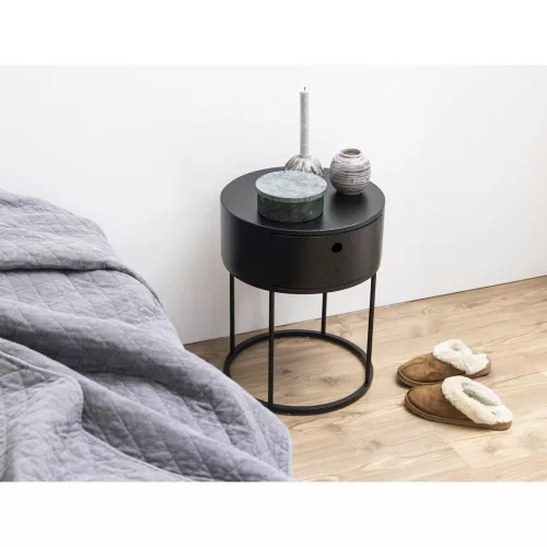 Solo éjjeliszekrény