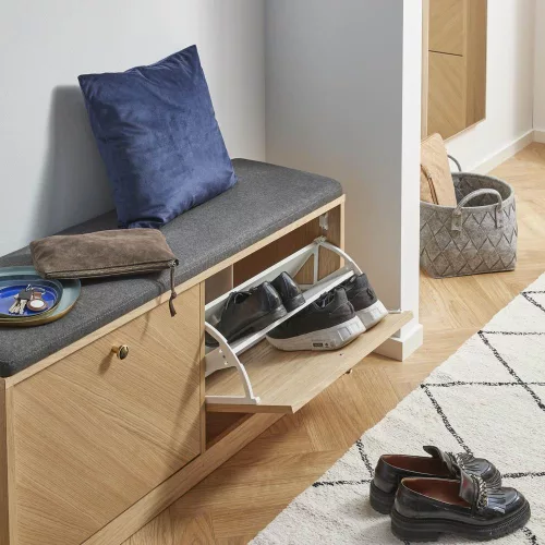 Maly cipőtartó pad