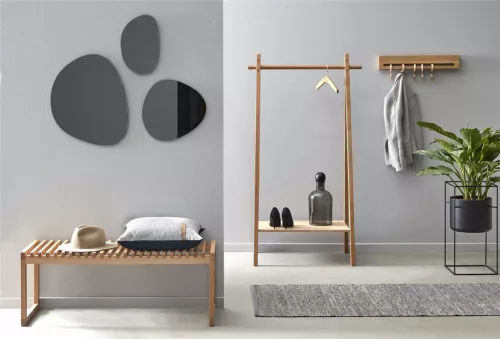 Carvé hanger