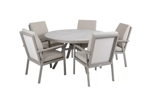 Samvaro garden dining table