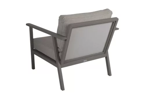 Samvaro Low Garden Armchair