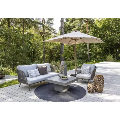 Kumo garden sofa