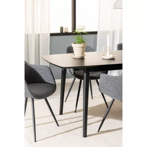 Montreux extendable dining table