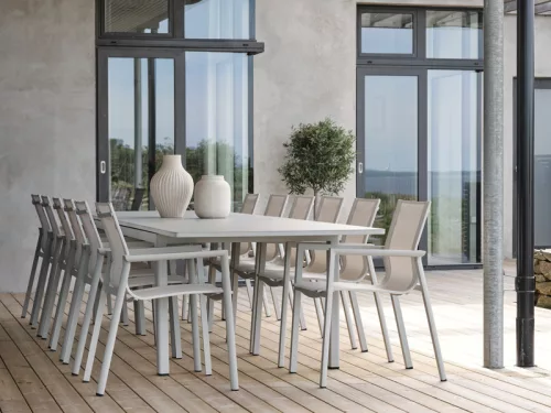 Lomma XL Extendable Garden Dining Table 