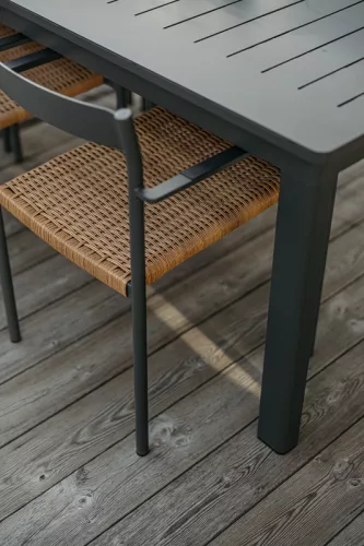 Lomma XL extendable garden dining table 