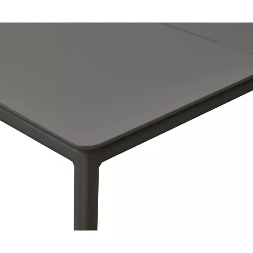 Horizon outdoor table