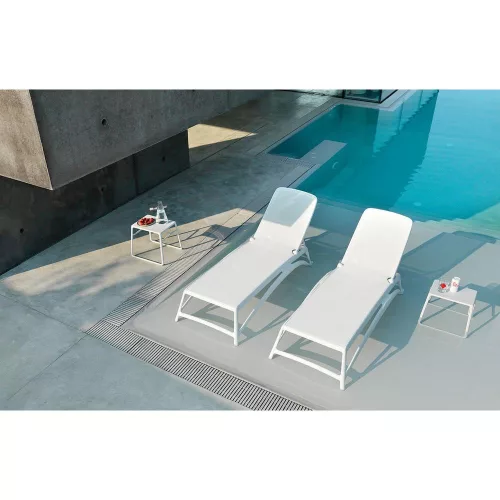 POP ourdoor side table