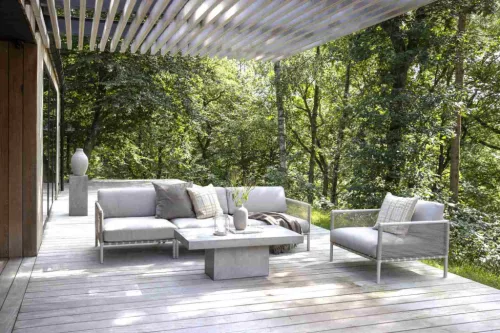 Horizon 3 seater outdoor sofa with high coffee table