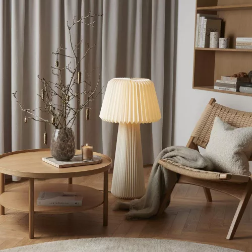 Lillesand floor lamp