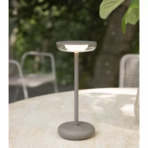 Lindesberg tölthető LED asztali lámpa