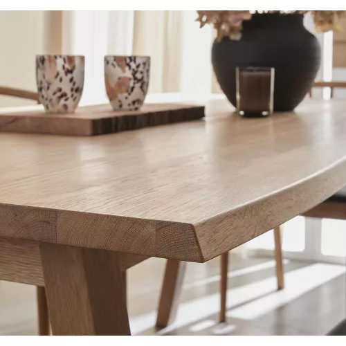 Wicklow extendable dining table