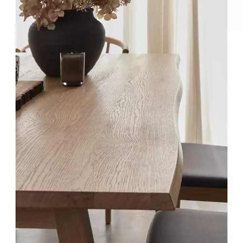 Wicklow extendable dining table