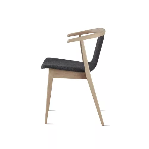 SM820 design chair