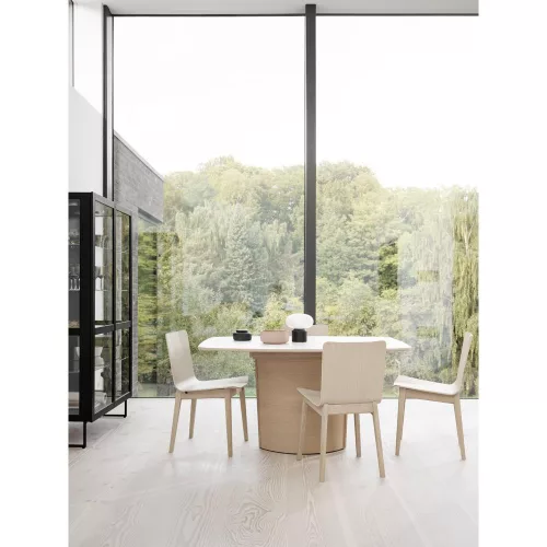 SM116 extendable dining table