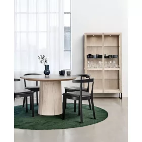 SM33 extendable dining table