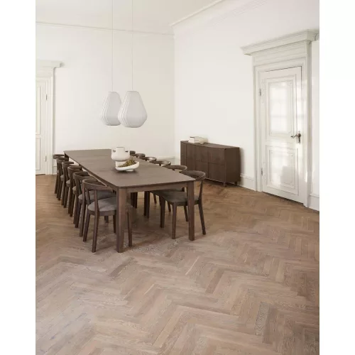 SM108 extendable dining table