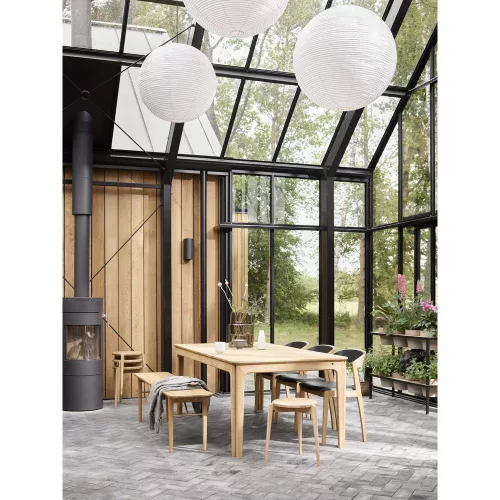 SM27 extendable dining table