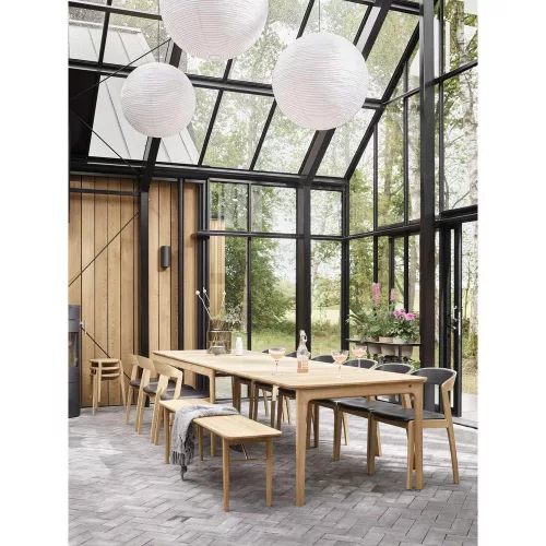 SM27 extendable dining table