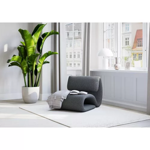 DUBNA lounge chair