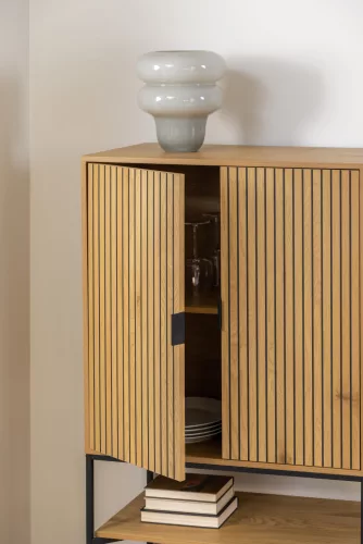 Japura highboard