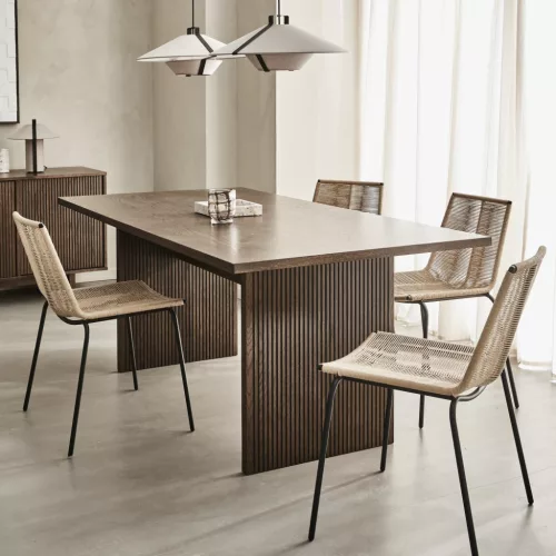 Landholm extendable dining table