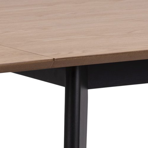 Roxby extendable dining table