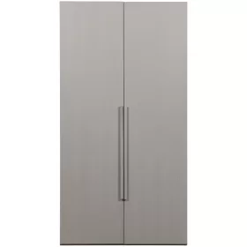 Rens wardrobe