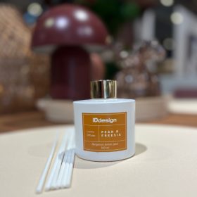 Reed diffuser by iddesign