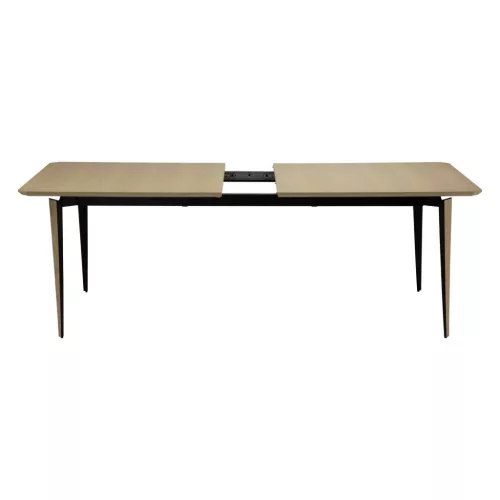 EDGE extendable dining table