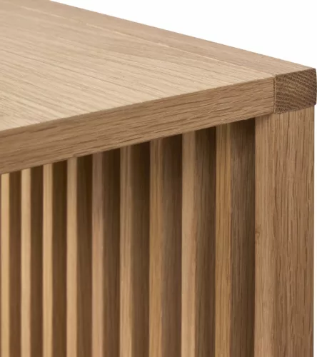 Hylten wall cabinet