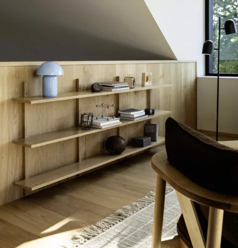 Bondi wall shelf