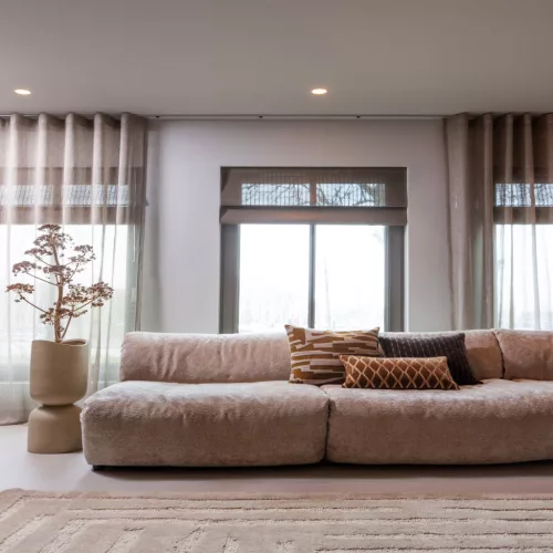 Isai párna, csíkos