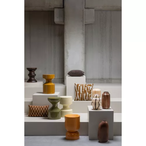 Isai cushion, abstract