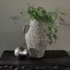 Tabia vase