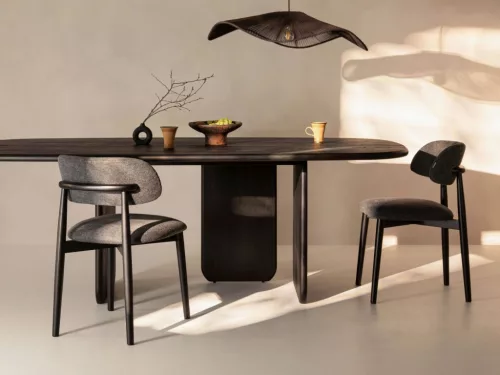Talaia dining table
