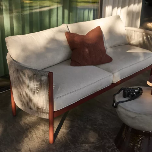 Leros garden storage table