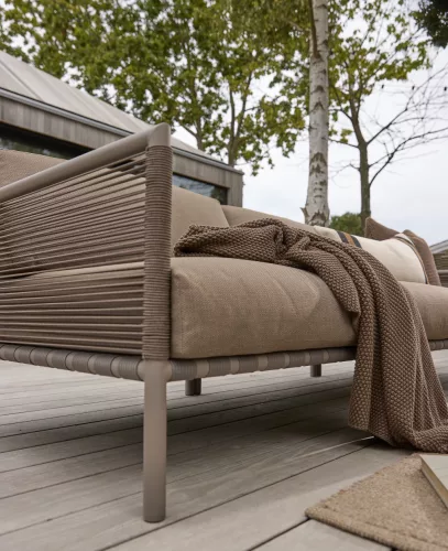 Horizon 3-seater garden sofa