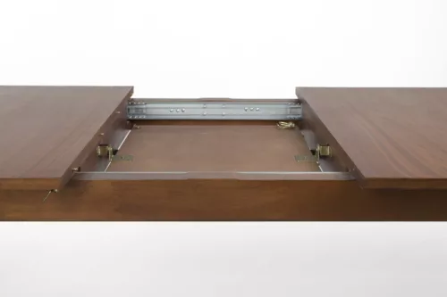 Ellen bővíthető étkezőasztal