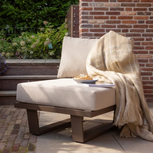 Bear garden armchair
