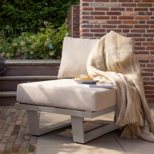 Bear garden armchair