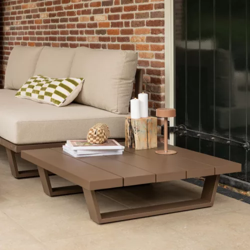 Bear garden coffee table